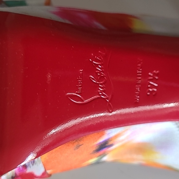 CHRISTIAN LOUBOUTIN Sandals - Picture 6 of 16